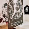 Simone de Beauvoir und Jeanne Moreau, Fotoprint  und Scherenschnitt auf Plexiglas, 140x100cm